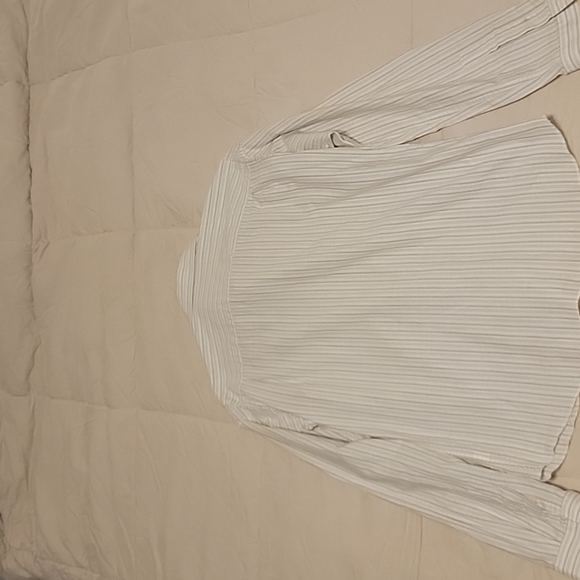 Men's Hollister Button Up Men's Size Medium - Picture 2 of 2